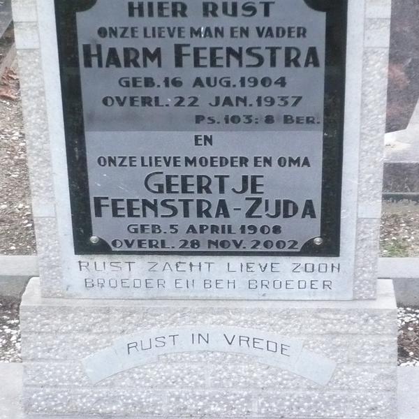 Grave of Harm Feenstra & Geertje Zijda