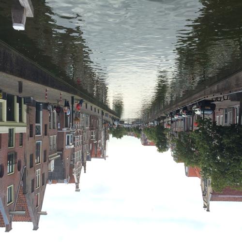 File wikipedia-Gracht in Alkmaar.jpg