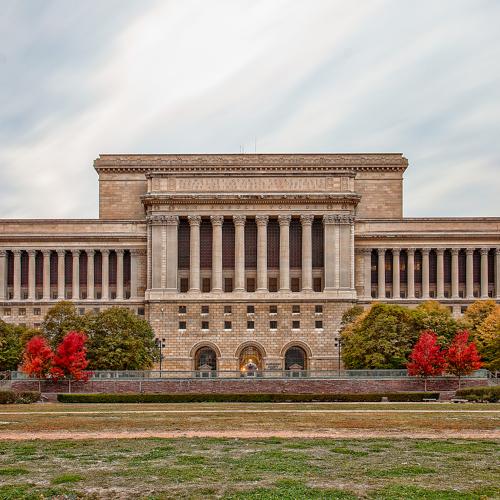 Файл wikipedia-Milwaukee County Courthouse built 1931.jpg